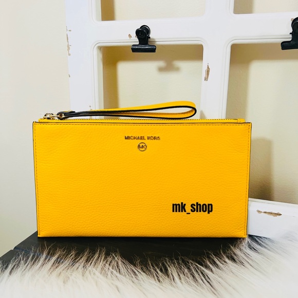 Michael Kors Jet Set Charm Large Zip Clutch Wristlet Jasmine Yellow - Picture 2 of 11